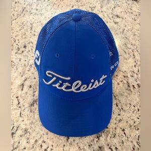 Titleist Tour Sport Men’s Mesh Fitted Golf Hat Royal Blue/Grey Stitching